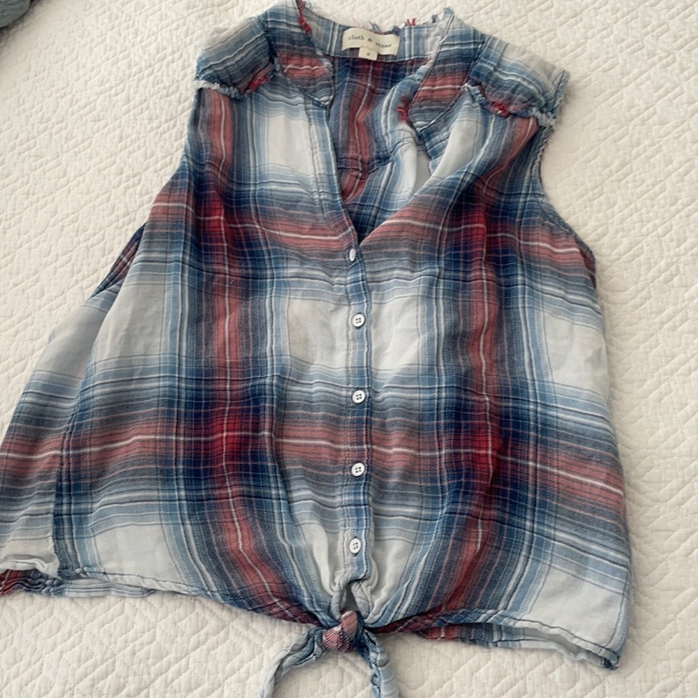 Size small cloth & stone top